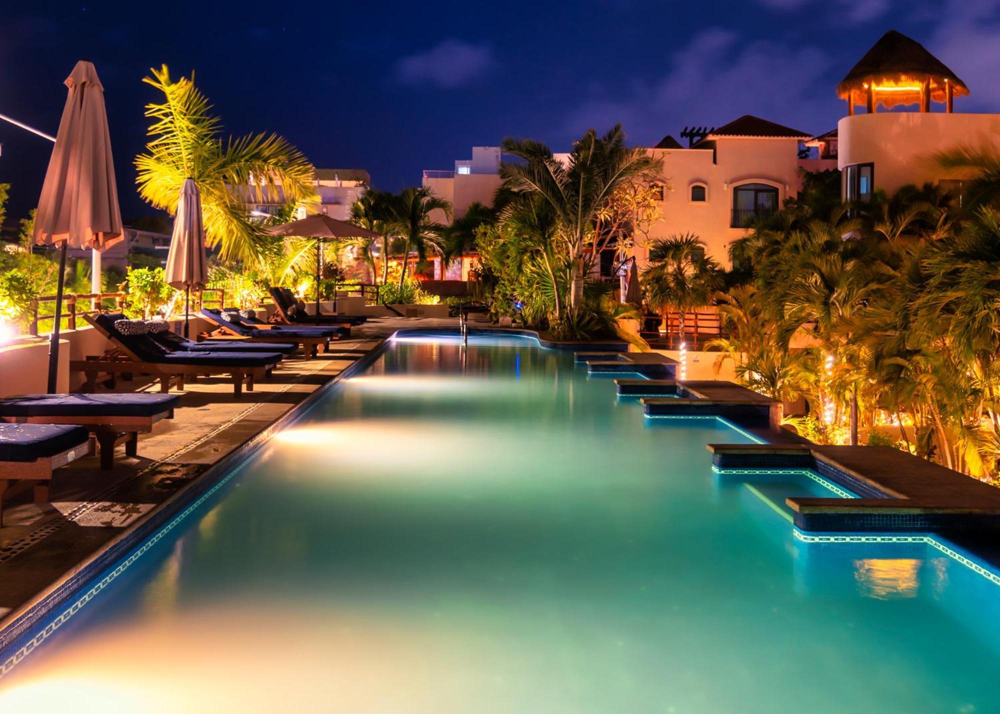 Porto Playa Condo Hotel And Beach Club بلايا ديل كارمن المظهر الخارجي الصورة